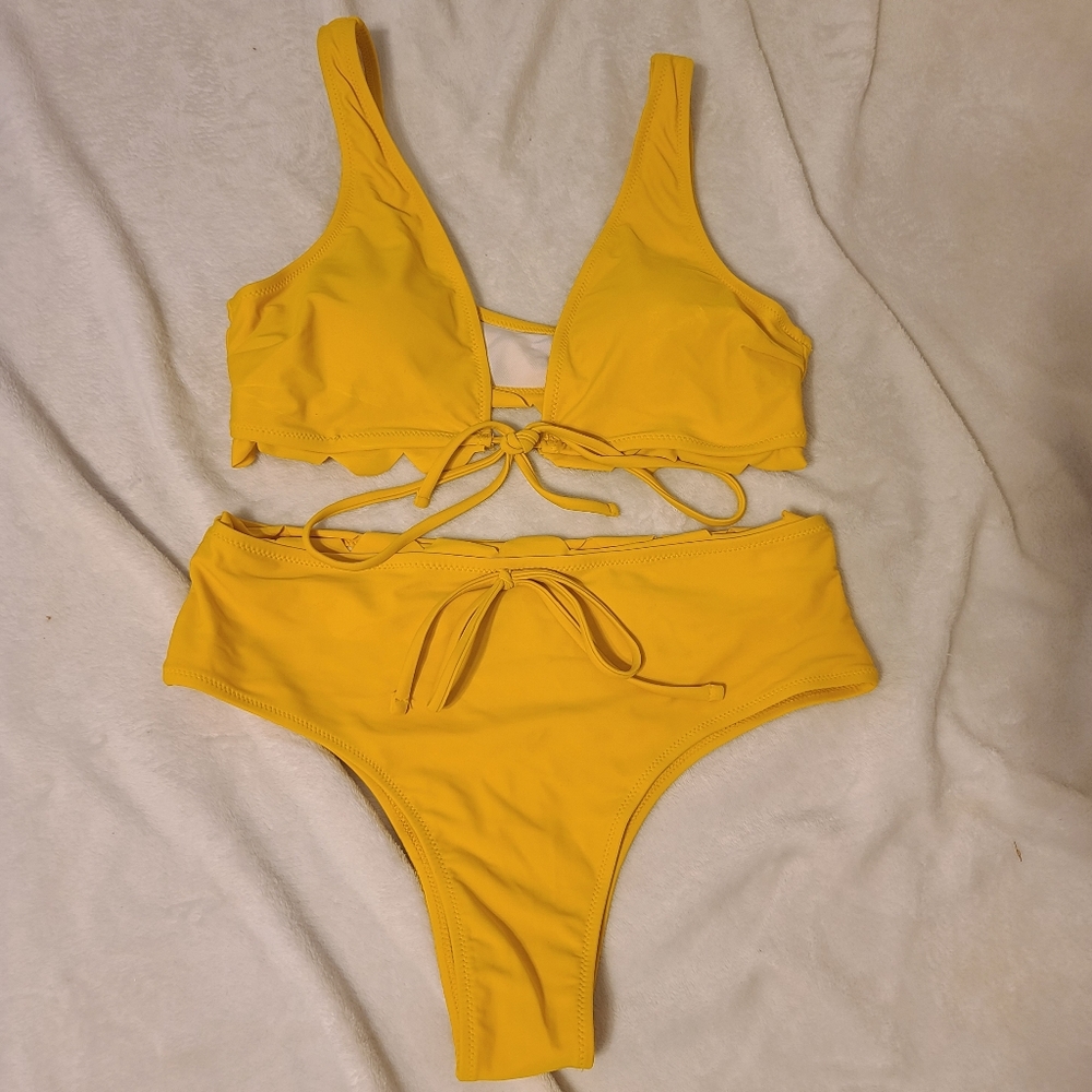 🍉🍉Yellow bikini